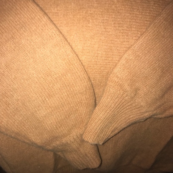 Delicate Hand Embroidered Light Sweater 70%Lambswool 20%Angora 10%Nylon Woman’s - Picture 6 of 9